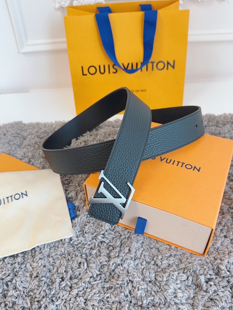 l0vis Vvtt0n belts